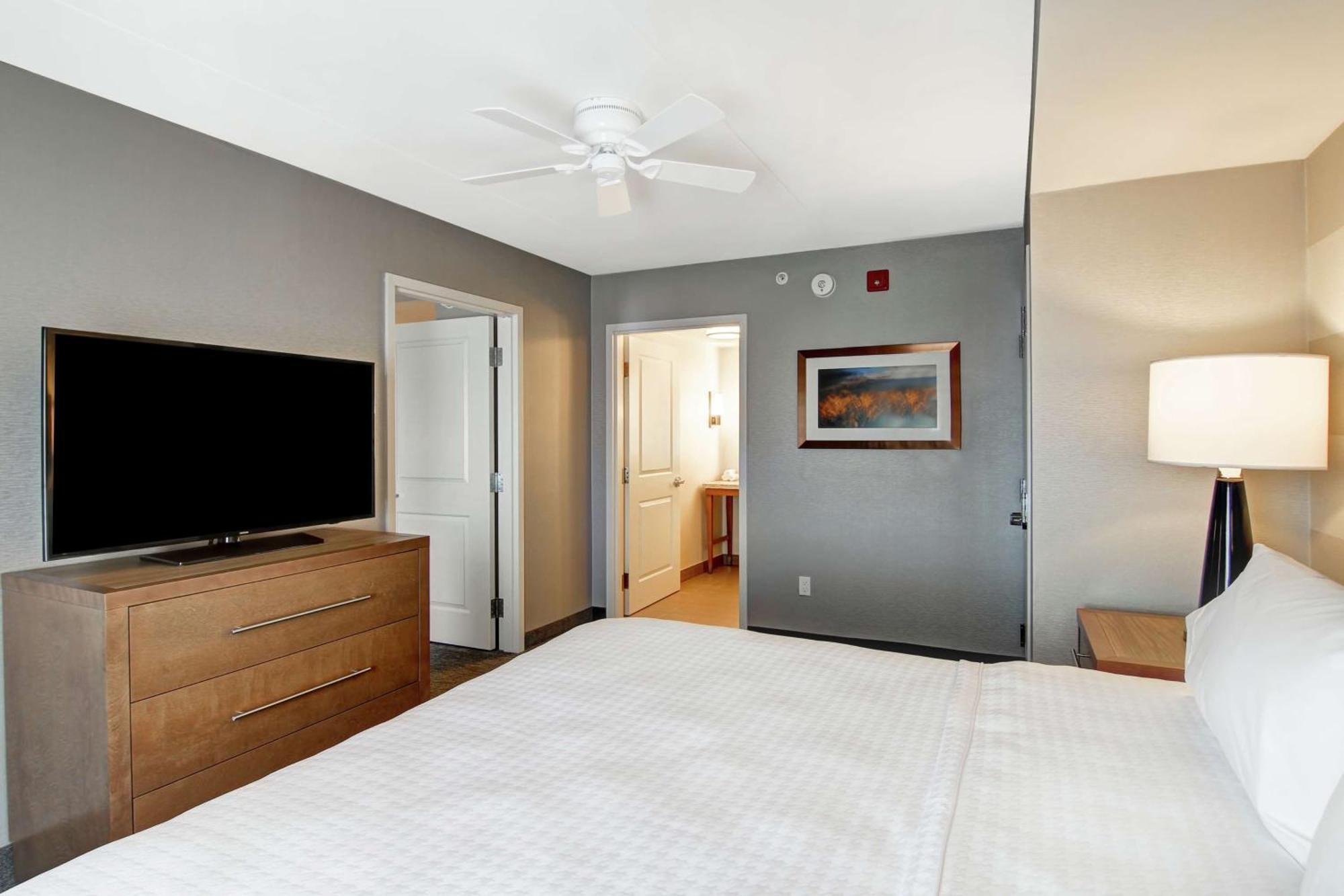 Homewood Suites By Hilton Ottawa Kanata Exterior photo