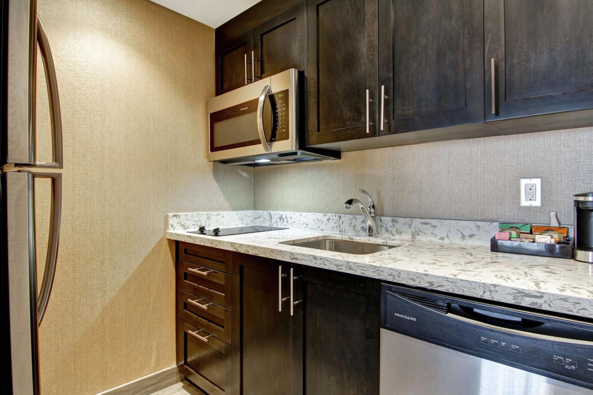 Homewood Suites By Hilton Ottawa Kanata Exterior photo