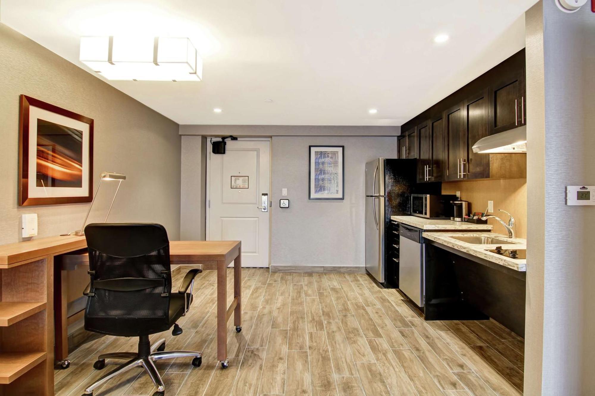 Homewood Suites By Hilton Ottawa Kanata Exterior photo